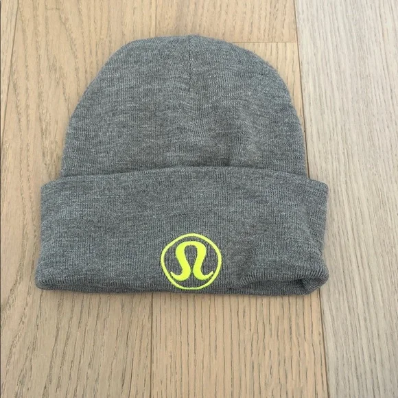 Lululemon Heather Gray Knit Hat and Gloves - Picture 5 of 7